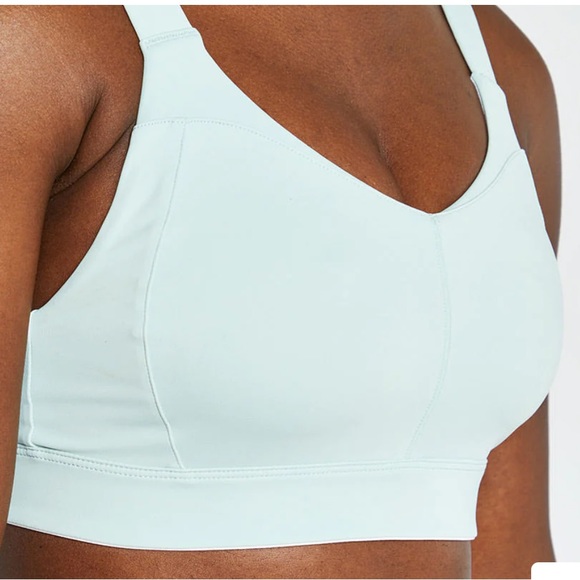 OISELLE Women’s Esther Running Sports Bra. Color is Mist. Size 02. - Picture 4 of 9